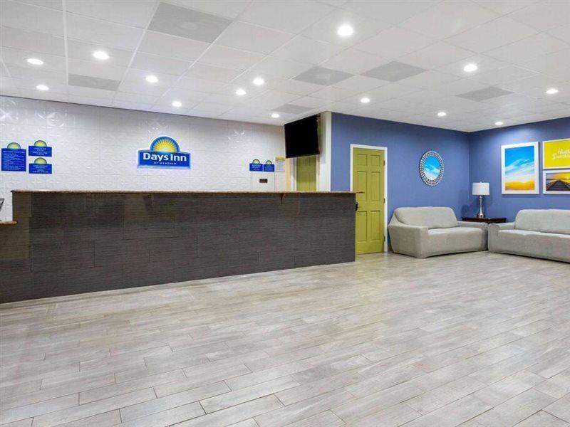 Days Inn By Wyndham Hampton Near Coliseum Convention Center Dış mekan fotoğraf