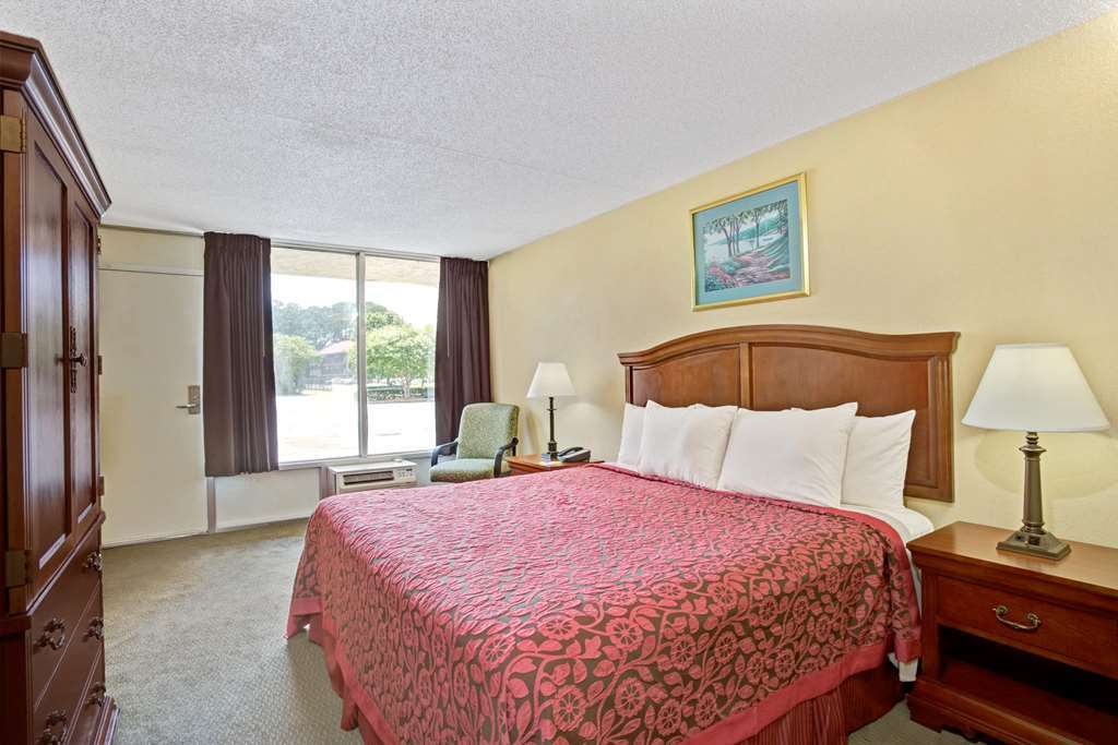 Days Inn By Wyndham Hampton Near Coliseum Convention Center Oda fotoğraf